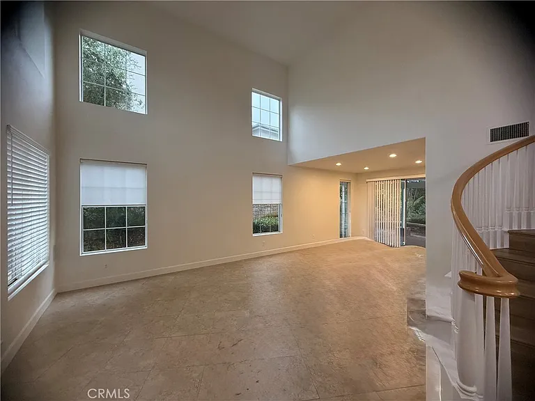 5830 E Lavender Ct — Photo 4