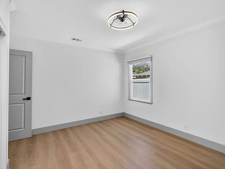 1243 E Almond Ave #1245 — Photo 34