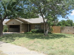 1021 Homestead Dr, Lubbock, TX 79416