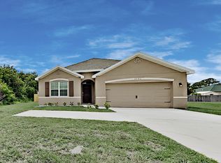 2042 SW Cameo Blvd, Port Saint Lucie, FL 34953