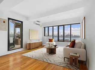122 West St #PENTHOUSE F, Brooklyn, NY 11222