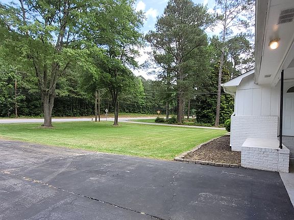 3rd image of 2101 Montague Avenue Ext