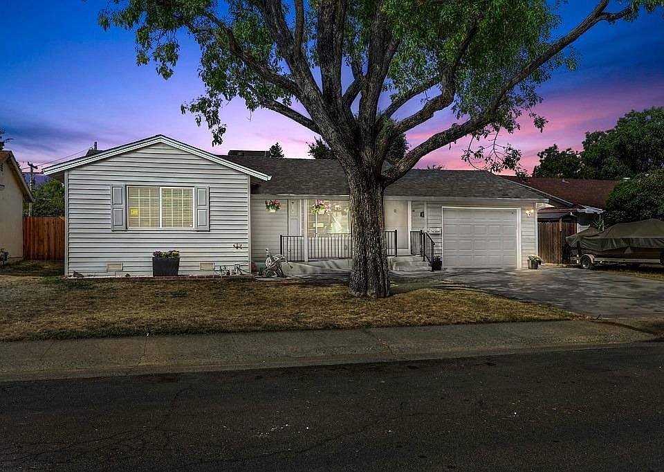 1st image of 7853 Glen Field Ct