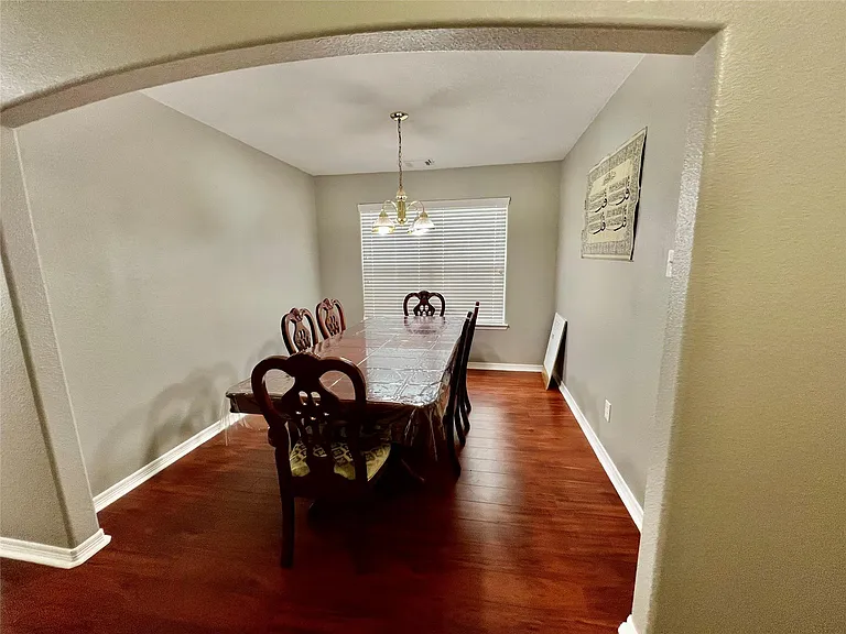 9610 Serenata Ct — Photo 4