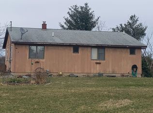 664 Thompson Dr, Stanton, MI 48888