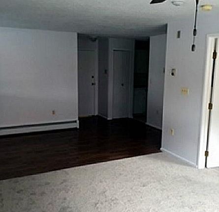 4th image of 20-24 Stenton Ave #101
