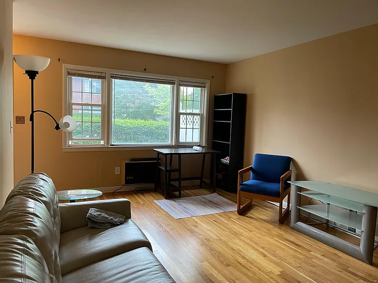 2250 N Triphammer Rd #T7D — Photo 5