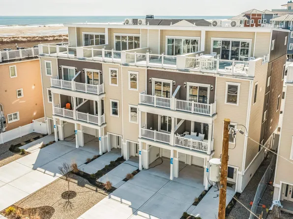 418-420 E Farragut Rd #B, Wildwood Crest, NJ 08260