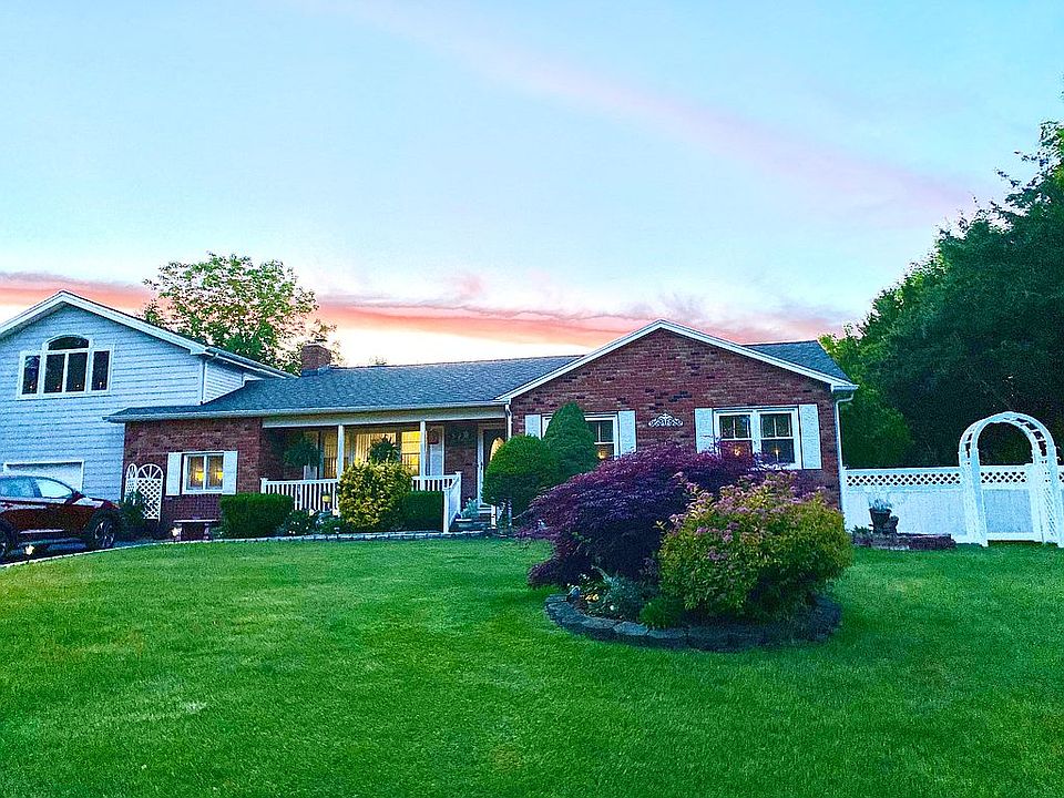 1st image of 23 Linda Ln