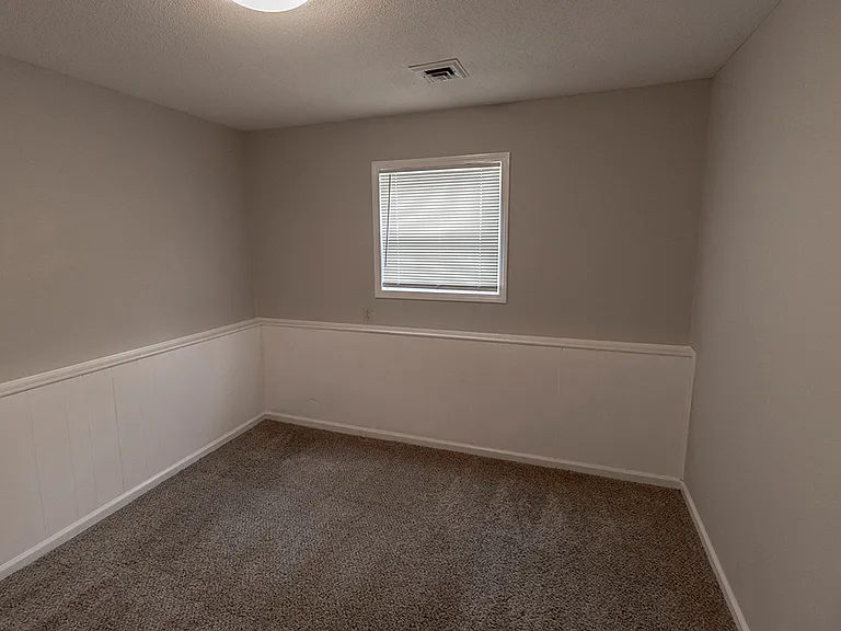 2916 Leeway Dr #C — Photo 13