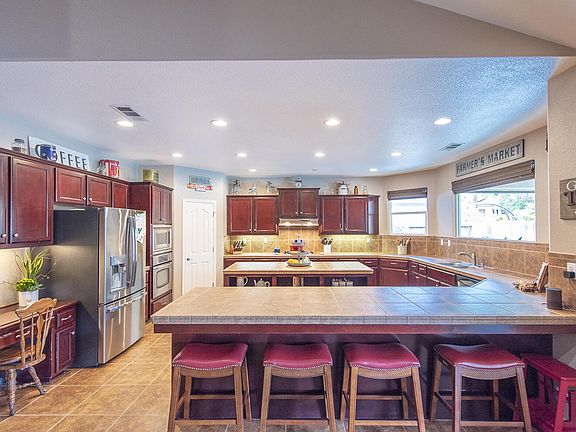 2nd image of 4744 W Harold Ave