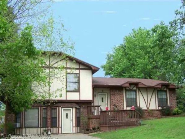 3 N 8th Cir, Van Buren, AR 72956