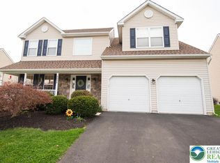 3838 Rittenhouse Rd, Macungie, PA 18062