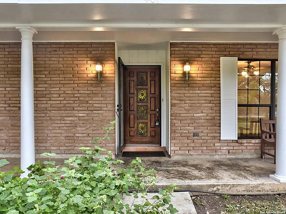 4th image of 401 SKYFOREST DR