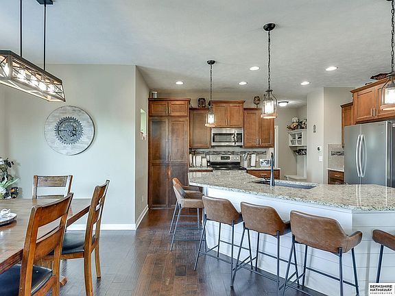 5th image of 8544 S 104th St