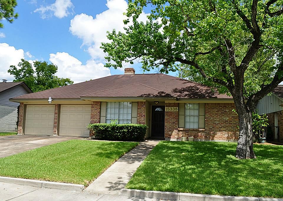 1st image of 15338 E Hutchinson Cir