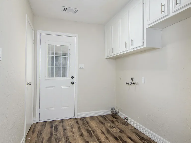 2716 Pine Cone Ln — Photo 26