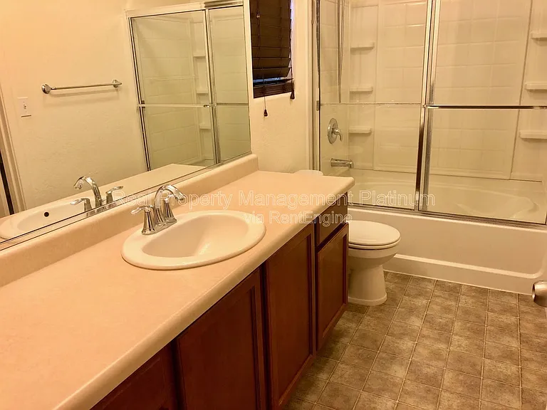 5886 E Fillmore Ave — Photo 12