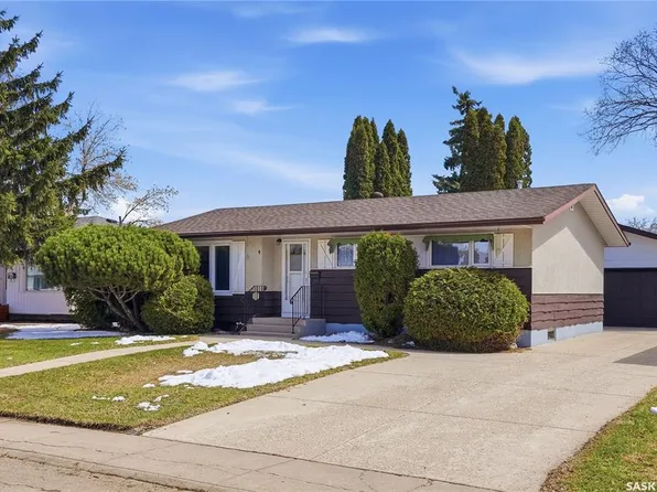 4 Malta CRESCENT, Saskatoon, SK S7L 3W1