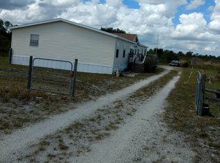205 Leisure Ln, Venus, FL 33960
