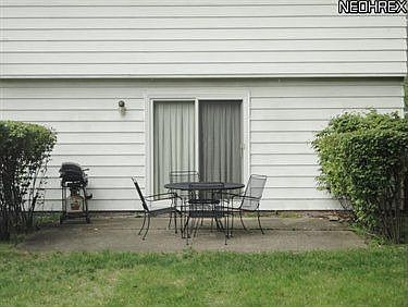 3rd image of 4678 Whitehall Dr