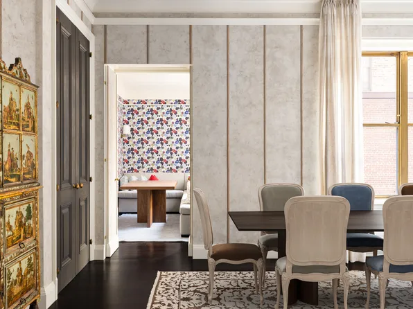 740 Park Avenue image 8 of 23