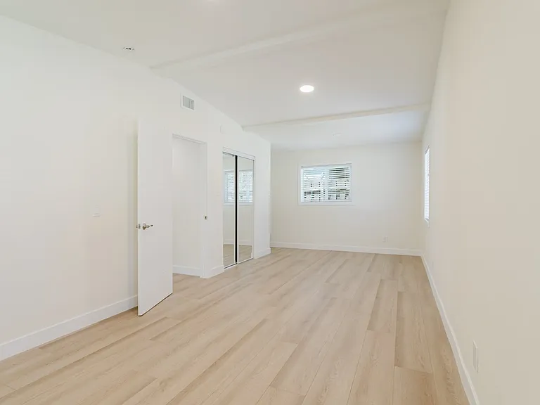 16400 Donmetz St — Photo 19