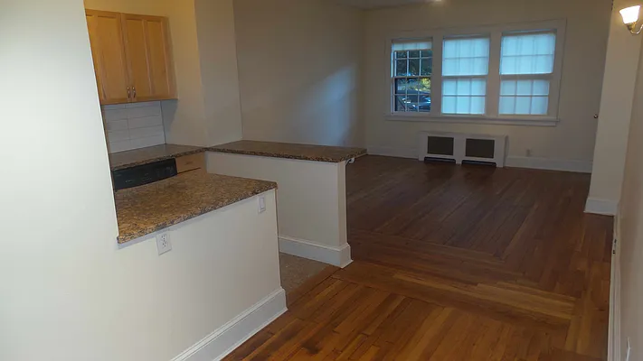 Rented by Metro Garden Realty NYC | media 5