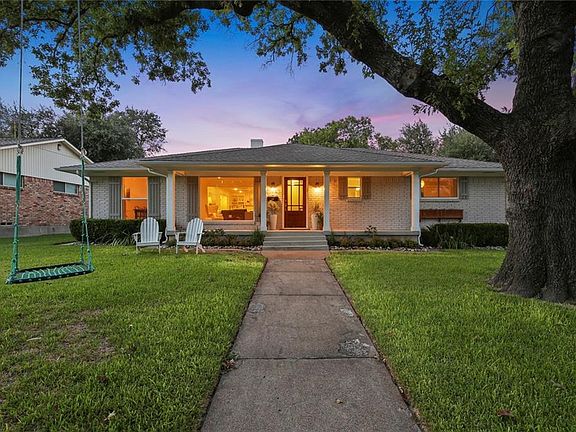 2nd image of 10445 Royalwood Dr