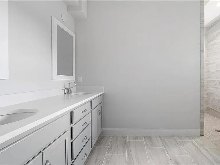 60 Del Palma Dr — Photo 31