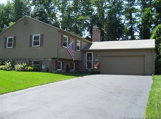 14 Edgewood Rd, Portland, CT 06480