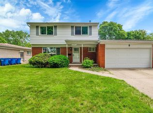 27416 Audrey Ave, Warren, MI 48092