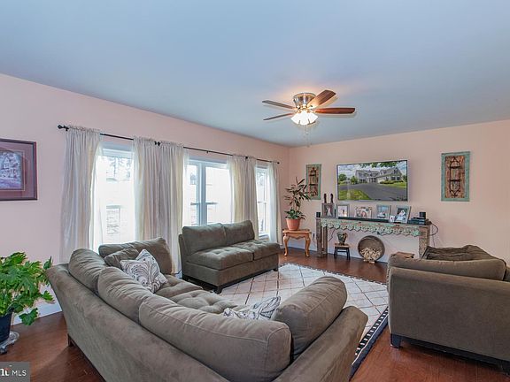 4th image of 116 Mill House Dr