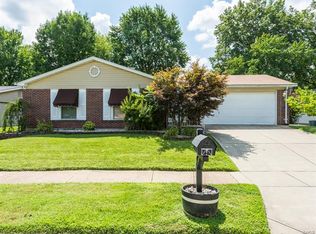 5010 Waringford Dr, Saint Louis, MO 63128