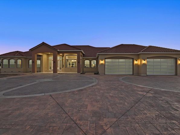 hollister homes for sale