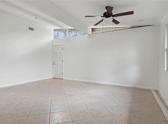 3rd image of 147 Bonner St