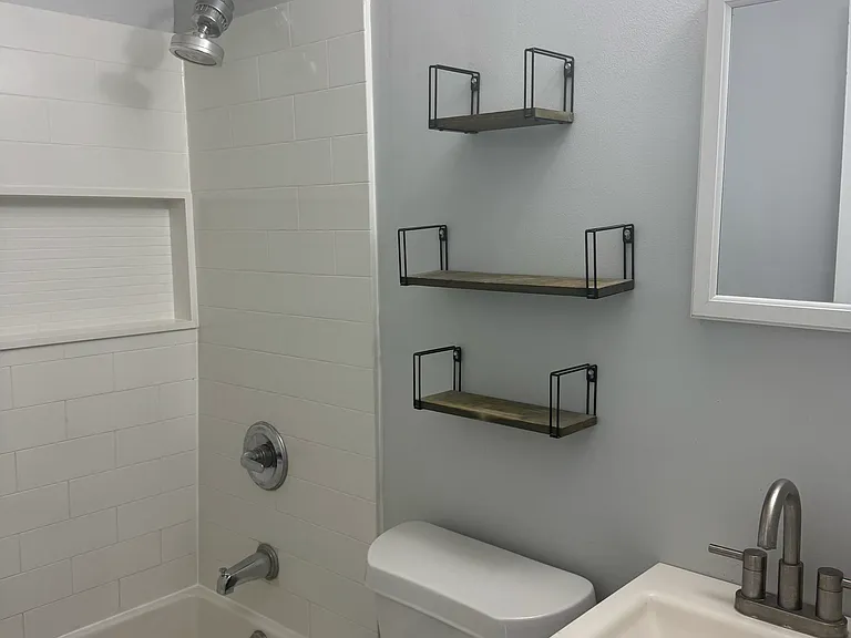 443 Wallace Ave #MAIN — Photo 16