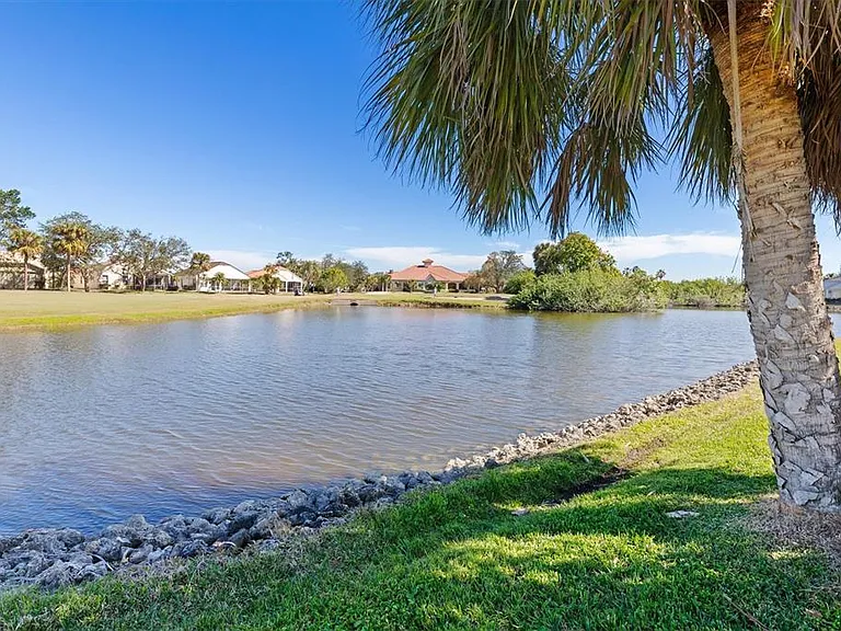 26040 Feathersound Dr — Photo 35