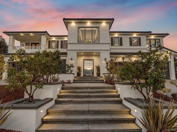6389 Castejon Dr, La Jolla, CA 92037