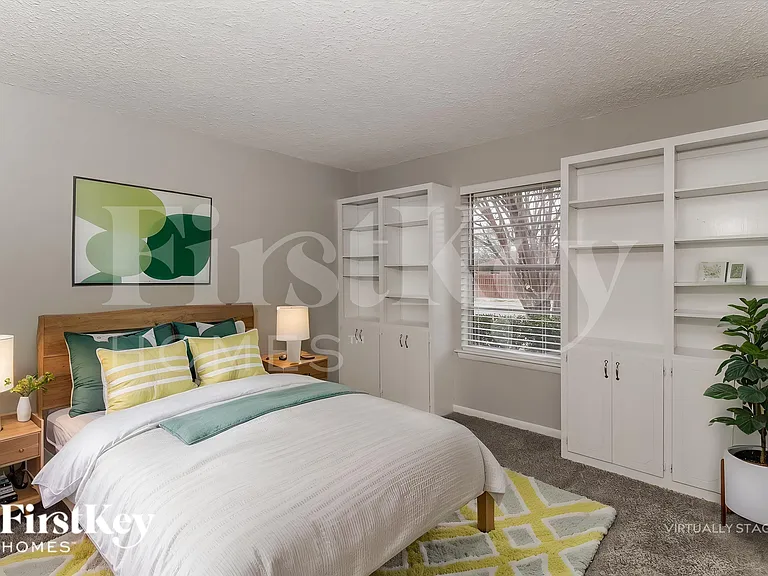 202 Carolyn Dr — Photo 13