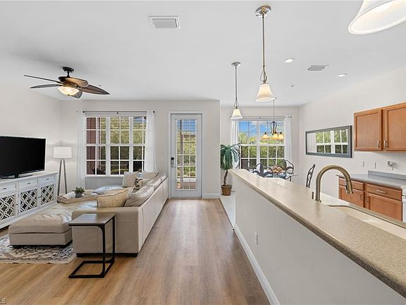 3rd image of 11741 Pasetto LN #103