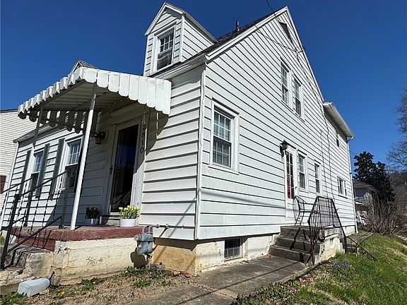 3rd image of 2810 Noyes Ave SE