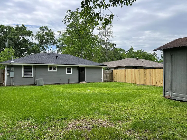 9505 Everglade Dr — Photo 24