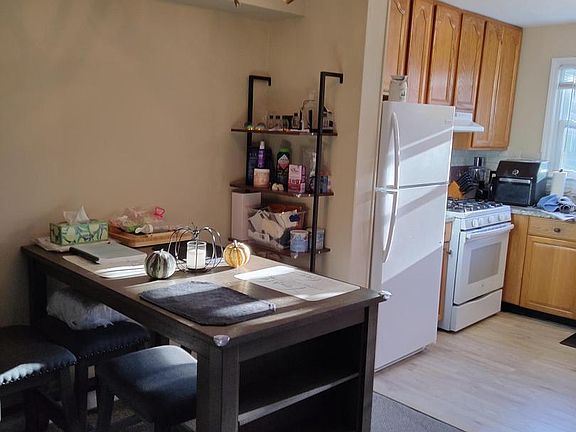 5th image of 16 Tavistock Dr #16