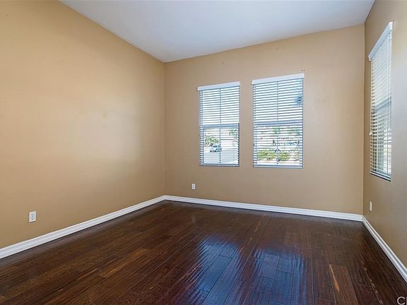 3rd image of 26555 Bladen Ave