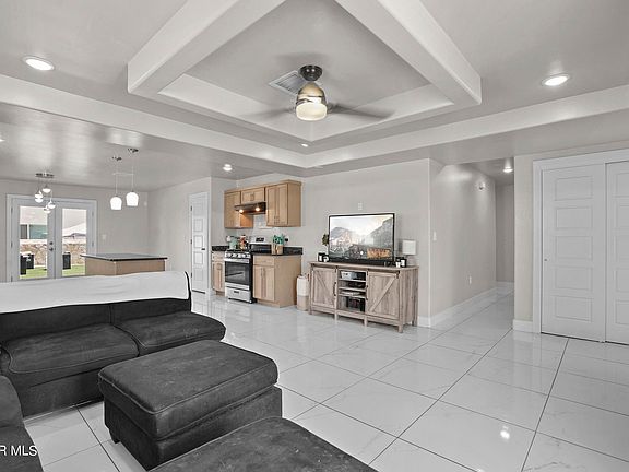 5th image of 14728 Mountain Breeze Ave