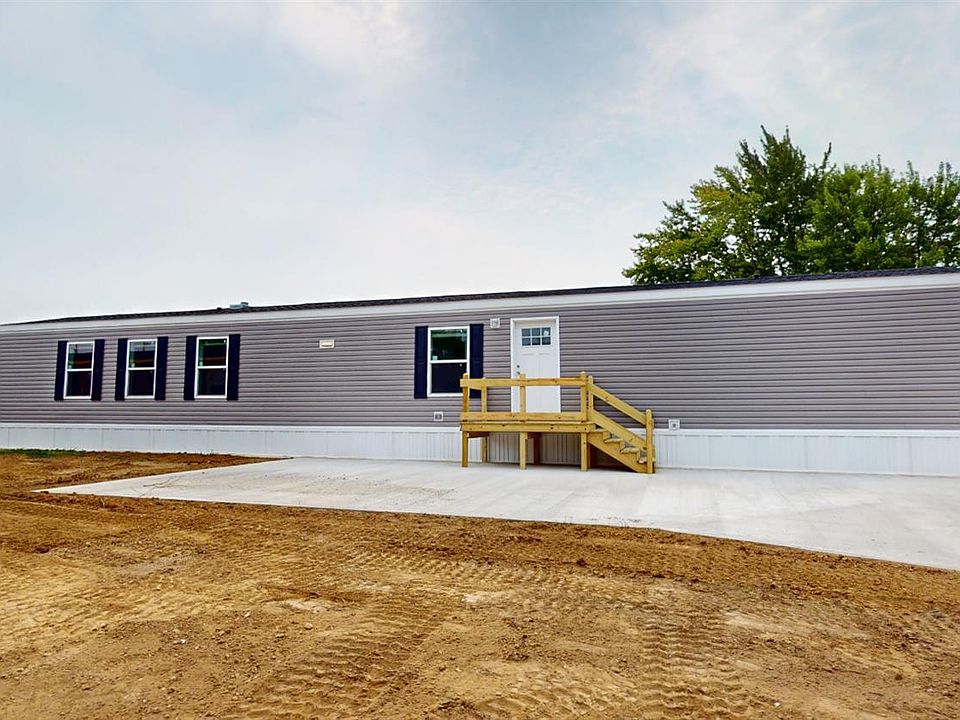 1st image of 410 E Walton St Lot 61