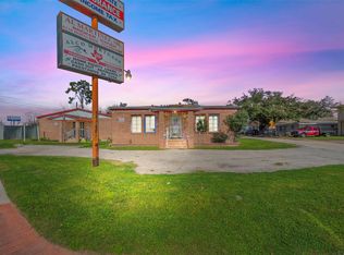 4110 N Main St, Houston, TX 77009