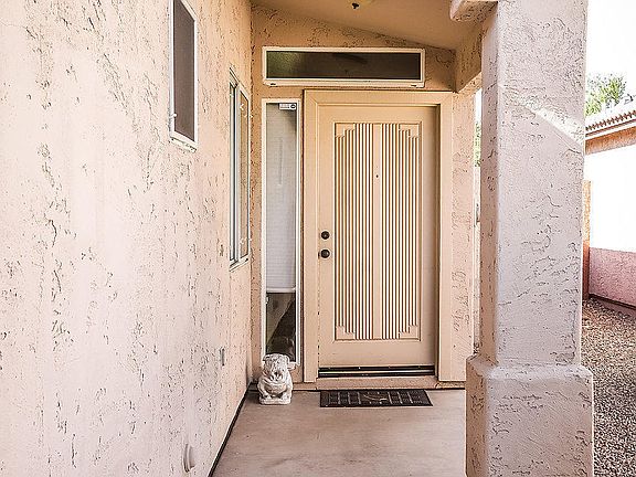 3rd image of 8765 E Avalon Dr