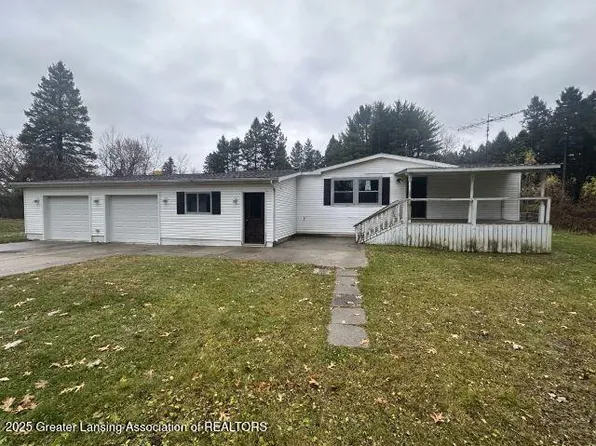 14095 Woodbury Rd, Haslett, MI 48840